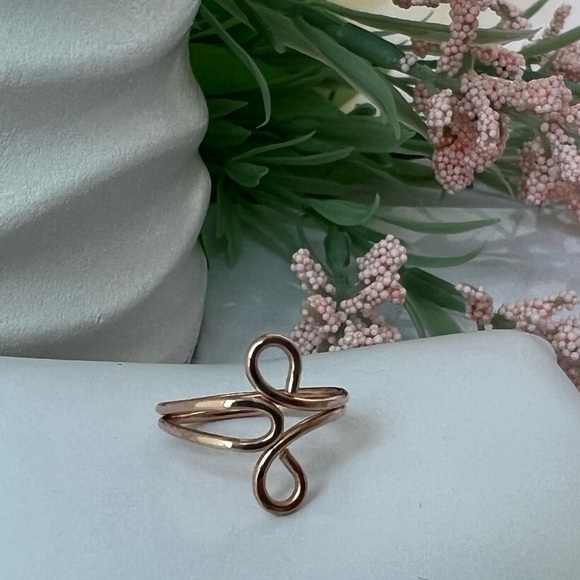14k Rose Gold Filled Toe Ring or Knuckle Ring - Picture 8 of 15